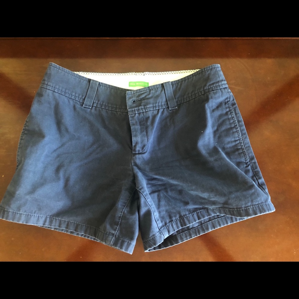 Lilly Pulitzer Palm beach fit navy shorts size 2